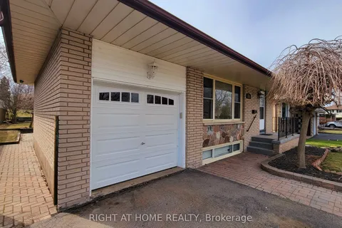 320 Central Park Blvd. N Boulevard, Oshawa, ON L1G 5Z6