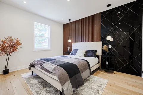 1348 Pharmacy Avenue, Toronto, ON M1R 2J5