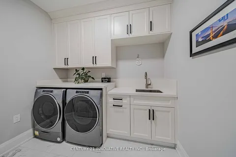 1492 Rosebank Road, Pickering, ON L1V 1P4