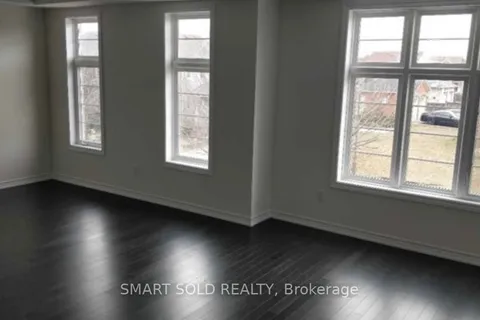 18 Cornerside Way, Whitby, ON L1M 0L8