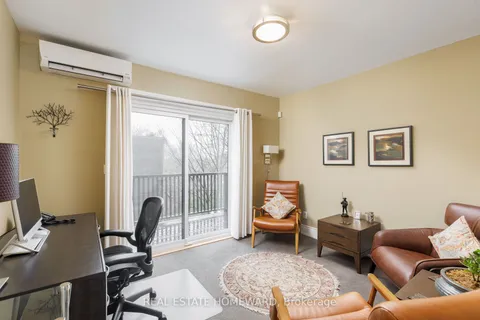 6 Main Street, Toronto, ON M4E 2V4