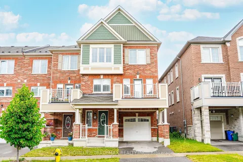 1062 Clipper Lane, Pickering, ON L1X 0E9