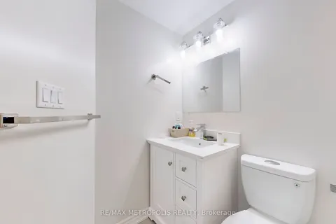 74 Wantanopa Crescent, Toronto, ON M1H 2B4