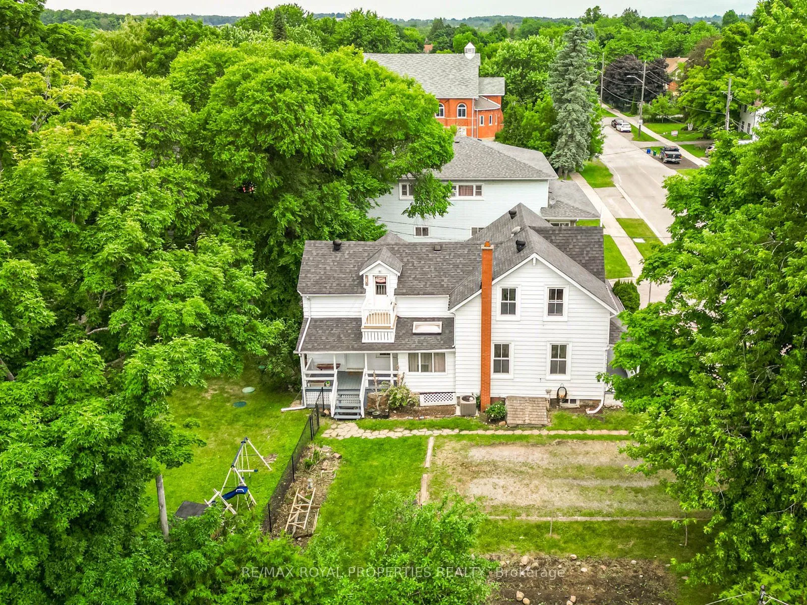 5032 Old Brock Road, Pickering, ON L1Y 1B3