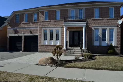 42 WILLIAMSON Drive, Ajax, ON L1T 4M9