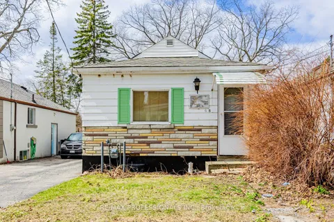 68 McDonald Avenue, Toronto, ON M1L 3Y8