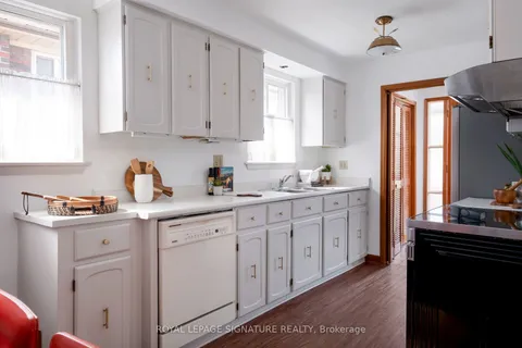 22 Merkley Square, Toronto, ON M1G 2Y4