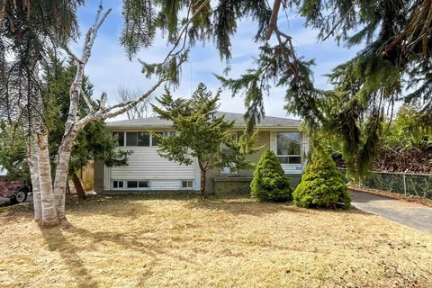 912 Reytan Boulevard, Pickering, ON L1W 1Y7