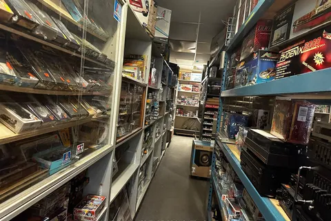 612 Gerrard Street, Toronto, ON M4M 1Y3