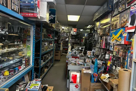 612 Gerrard Street, Toronto, ON M4M 1Y3