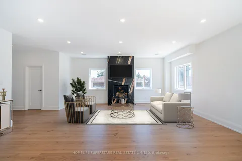 49 Greendowns Drive, Toronto, ON M1M 2G6