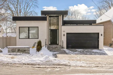 125 Watson Street, Whitby, ON L1N 1A4