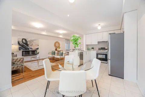 1304 Klondike Drive, Oshawa, ON L1H 8L7