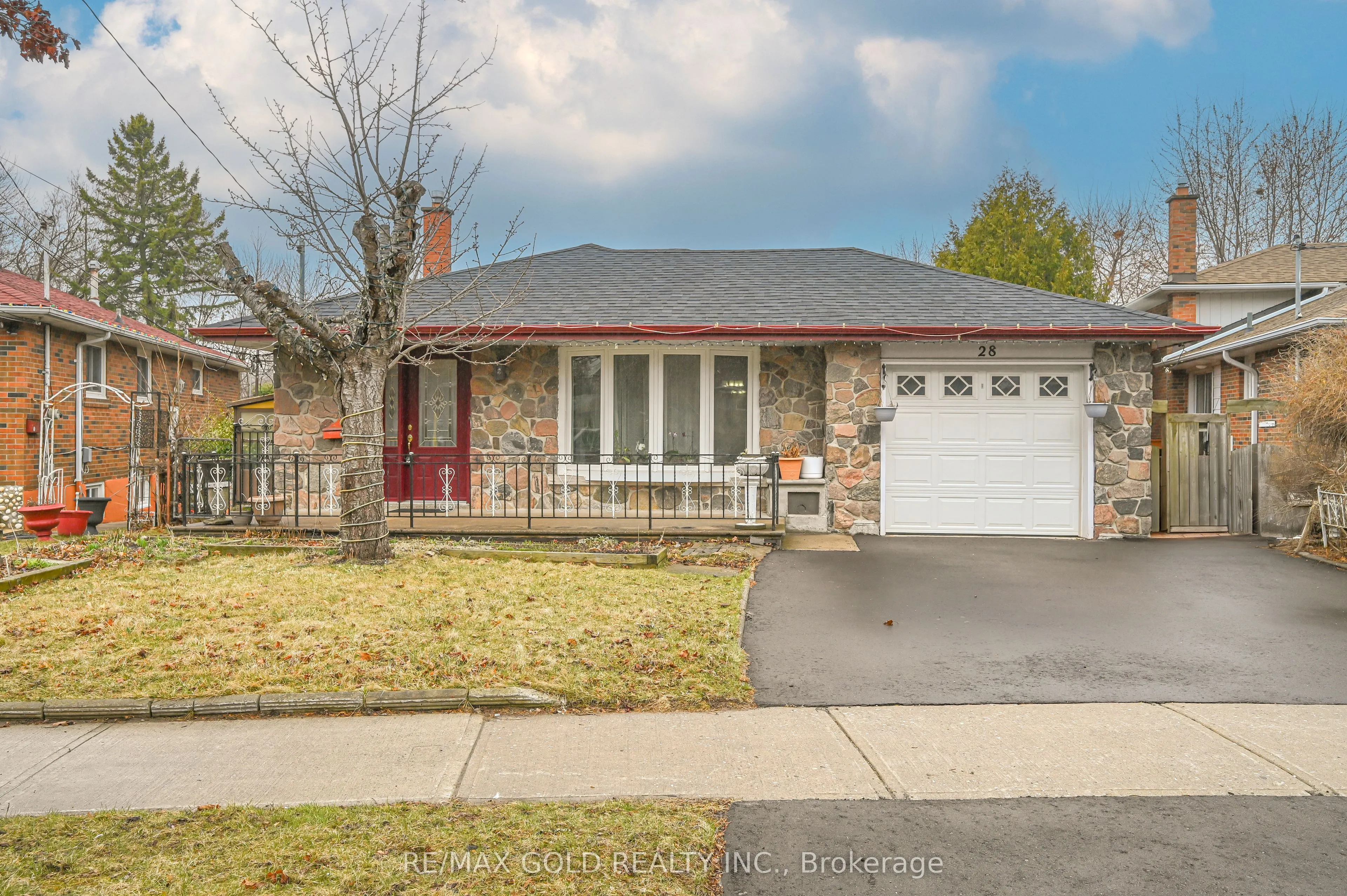 28 Stevenwood Road, Toronto, ON M1G 1B6