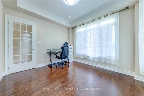 1881 Pine Grove Avenue, Pickering, ON L1V 1K7