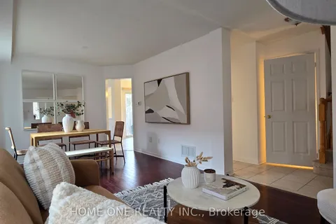 155 Bourbon Place, Whitby, ON L1R 3C6