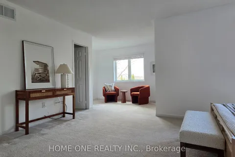155 Bourbon Place, Whitby, ON L1R 3C6