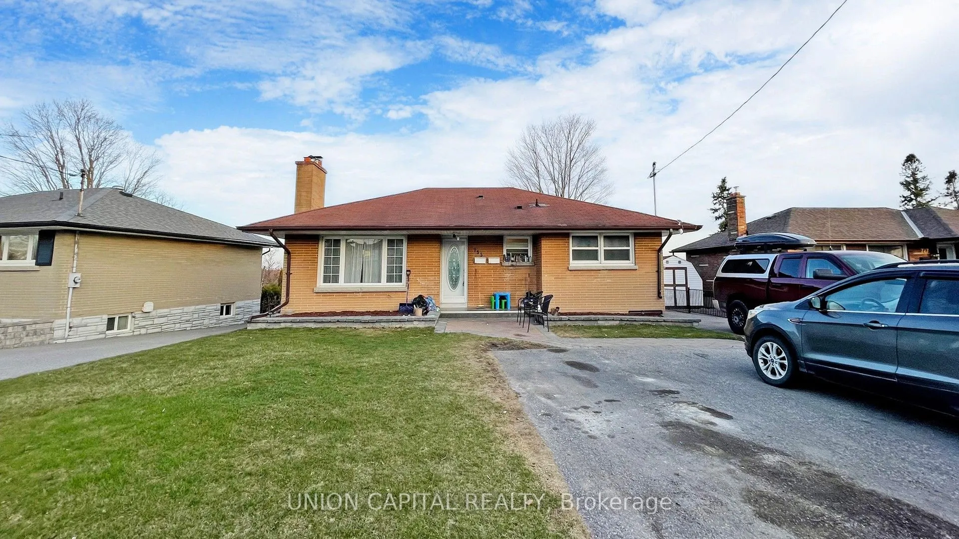 735 Tennyson Avenue, Oshawa, ON L1H 3K5