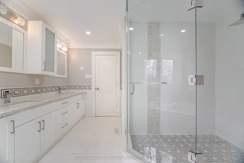85 Oakridge Drive, Toronto, ON M1M 2A6