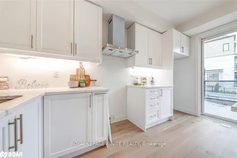 807 Port Darlington Road, Clarington, ON L1C 7G4