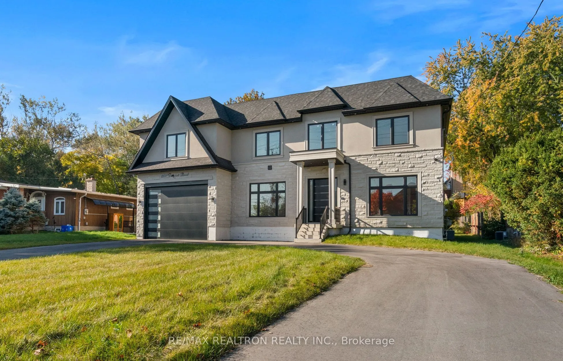 1750 Fairport Road, Pickering, ON L1V 1S8