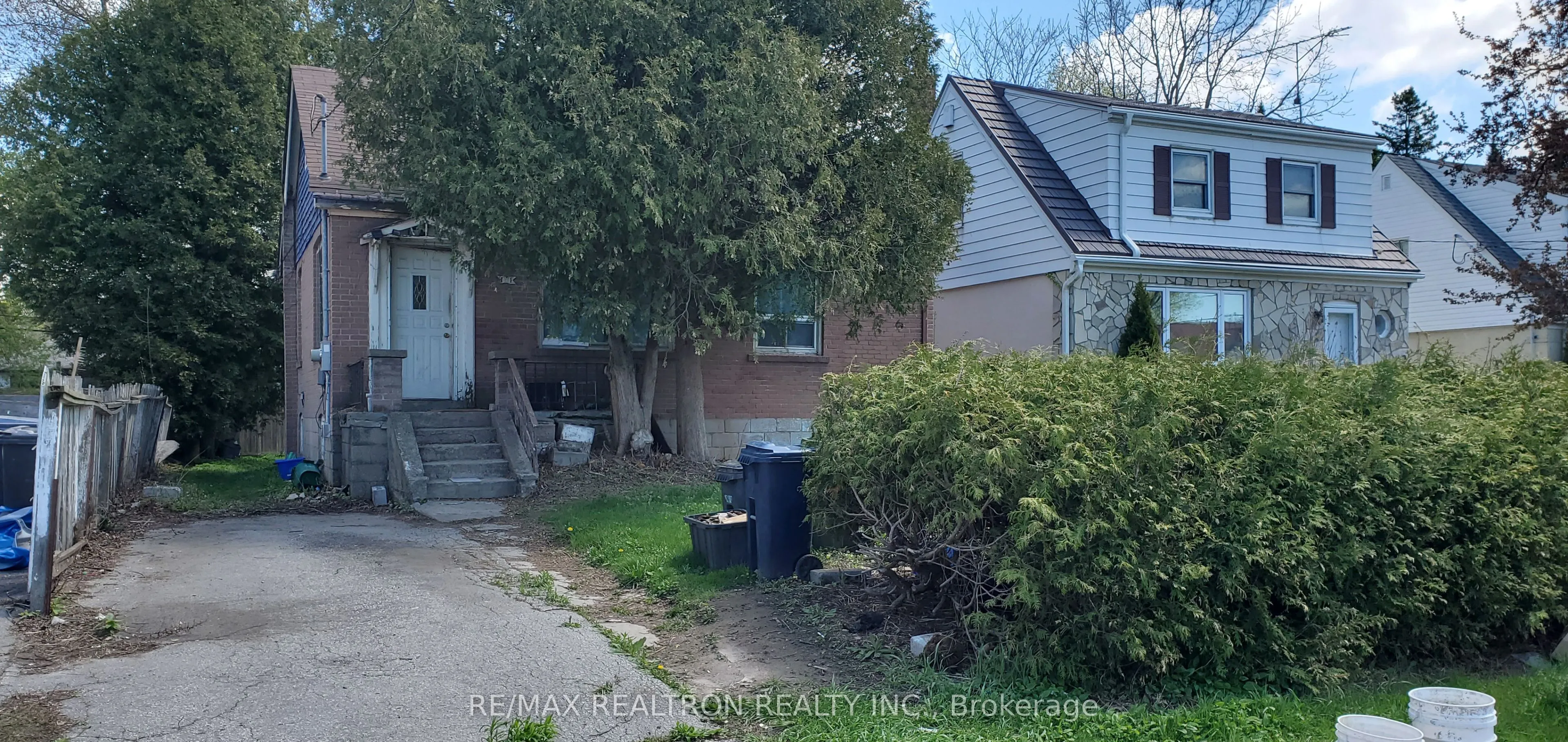 101 Harewood Avenue, Toronto, ON M1M 2R4