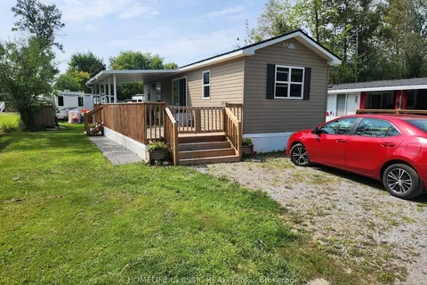 225 Platten Boulevard, Scugog, ON L9L 1B4