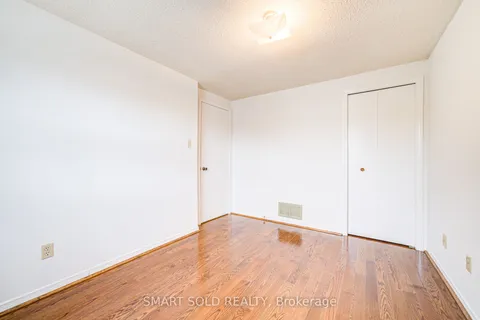 80 Blue Eagle Trail, Toronto, ON M1V 1K7