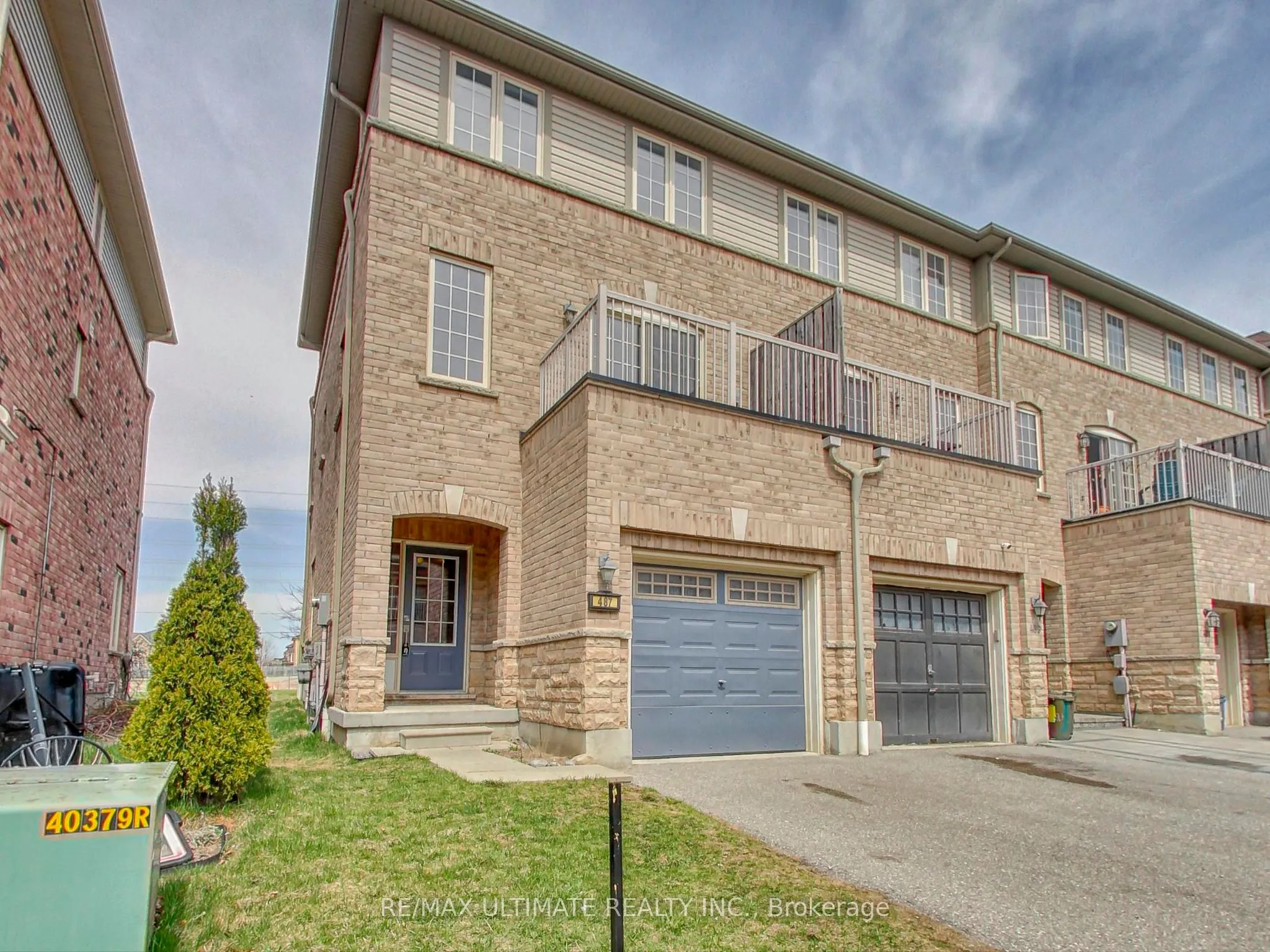 487 Rossland Road, Ajax, ON L1Z 0K8