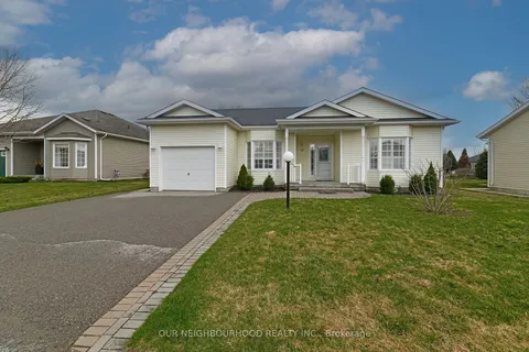12 Heatherlea Drive, Clarington, ON L1B 1B9