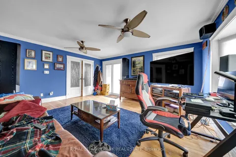 1994 Glendale Drive, Pickering, ON L1V 1V7