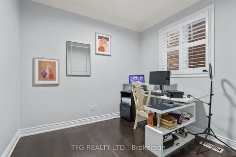 33 Shell Drive, Ajax, ON L1T 4R2