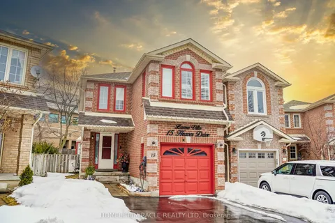 15 Heaver Drive, Whitby, ON L1N 9K4