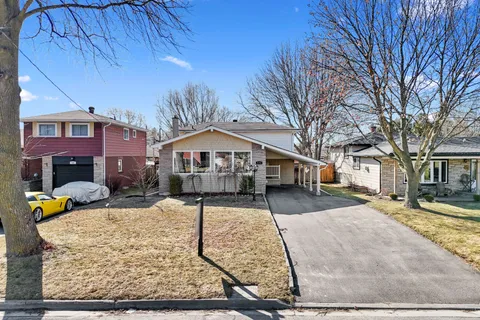 775 Ascot Avenue, Oshawa, ON L1G 1X3
