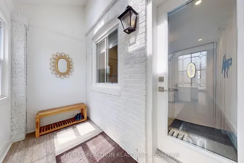 92 Walpole Avenue, Toronto, ON M4L 2J1