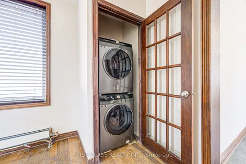 24 Colborne Street, Oshawa, ON L1G 1L4