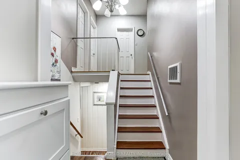 9 Ladysbridge Drive, Toronto, ON M1G 3H5