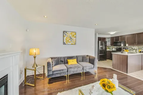 28 Marriner Crescent, Ajax, ON L1Z 1Z1