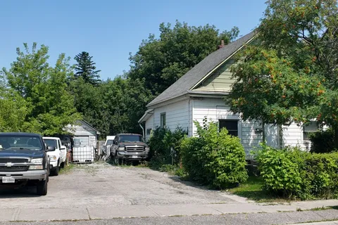 55 Park Road, ON L1J 4G7