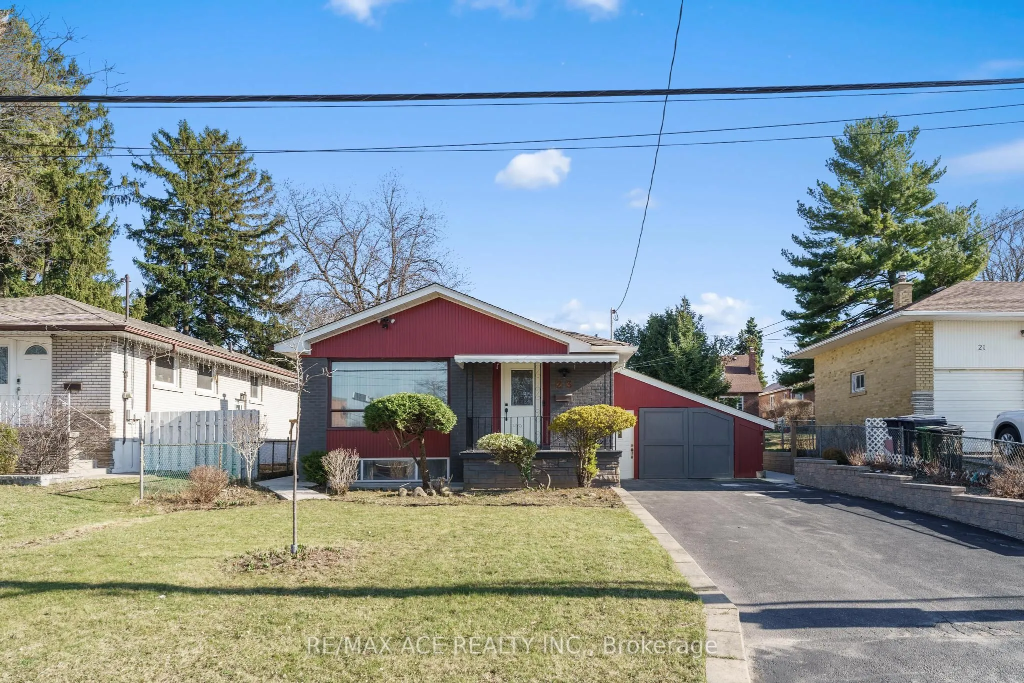 23 Macduff Crescent, Toronto, ON M1M 1X6