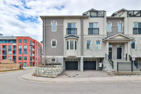 2 Dunsley Way, Whitby, ON L1N 0L5