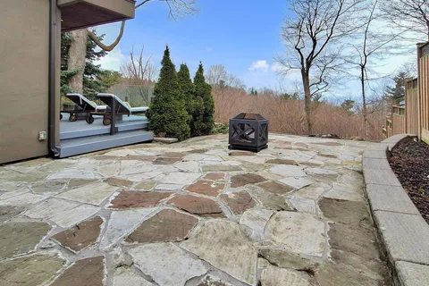 9 Fenwood Heights, Toronto, ON M1M 2V6