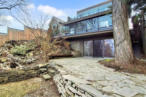 9 Fenwood Heights, Toronto, ON M1M 2V6