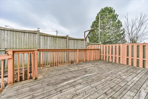 1075 Ellesmere Road, Toronto, ON M1P 5C3