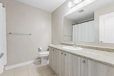 2346 New Providence Street, Oshawa, ON L1L 0C1
