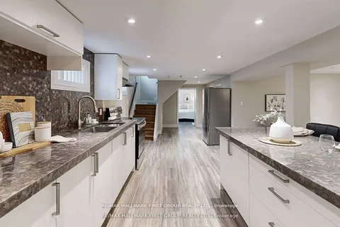 43 Benlight Crescent, Toronto, ON M1H 1P4