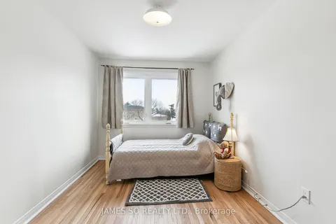 24 Hartleywood Drive, Toronto, ON M1S 3N2