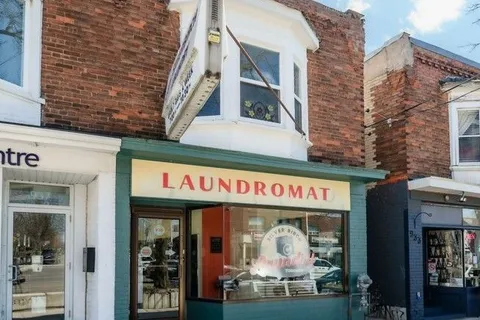 935 Kingston Road, Toronto, ON M4E 1S6