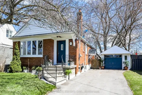 62 Marchington Circle, Toronto, ON M1R 3M7