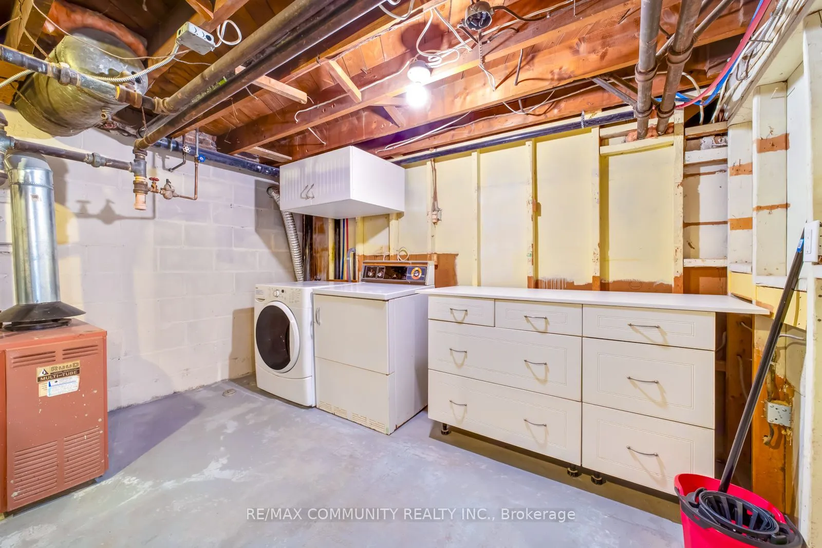 15 Cree Avenue, Toronto, ON M1M 1Z3